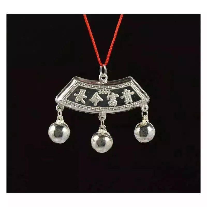 蒂芙尼|暴雷！陈浩民娇妻卖“大牌珠宝”翻车，千元买真金白银，它不香吗？