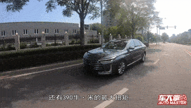 0t涡轮增压发动机 变速箱:6at变速箱 最大功率:185kw 最大扭矩:390n