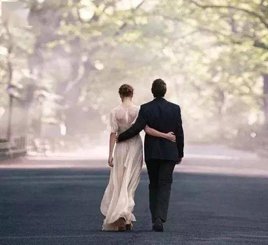 何为真心何为感动 2bf8788202a641d5ad23ebfd4d4e8da7.jpeg