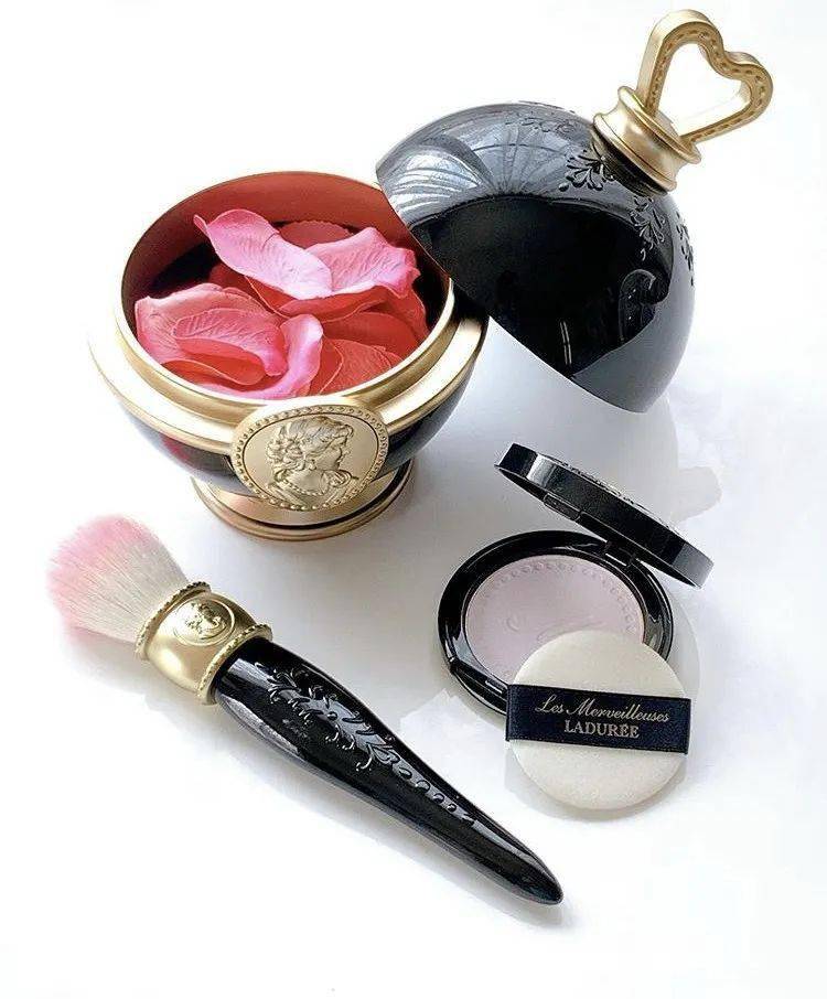 唇膏|2020圣诞限定彩妆来啦!这几款绝对是下一界断货王!