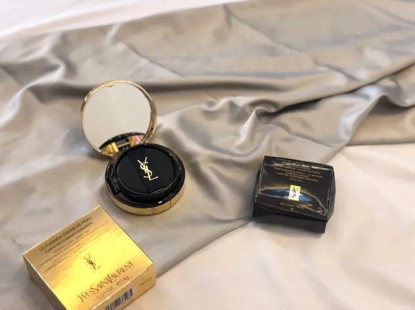实测|测评｜YSL网红气垫到底值不值得买？10小时实测告诉你！