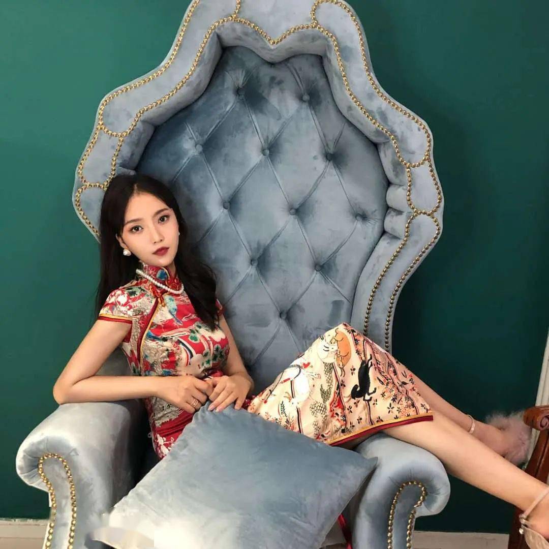 国潮|美炸了！国潮旗袍、复古港风、JK制服...这家换装自拍馆太好拍了！3小时不限服装，20+拍照场景，100+种造型！随手拍出大片！