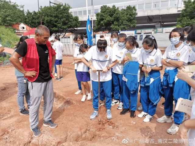 恒达官网广州广雅中学内现125座古墓,初步判断40多座为战国时期(图12) 恒达官网广州广雅中学内现125座古墓,初步判断40多座为战国时期(图12)