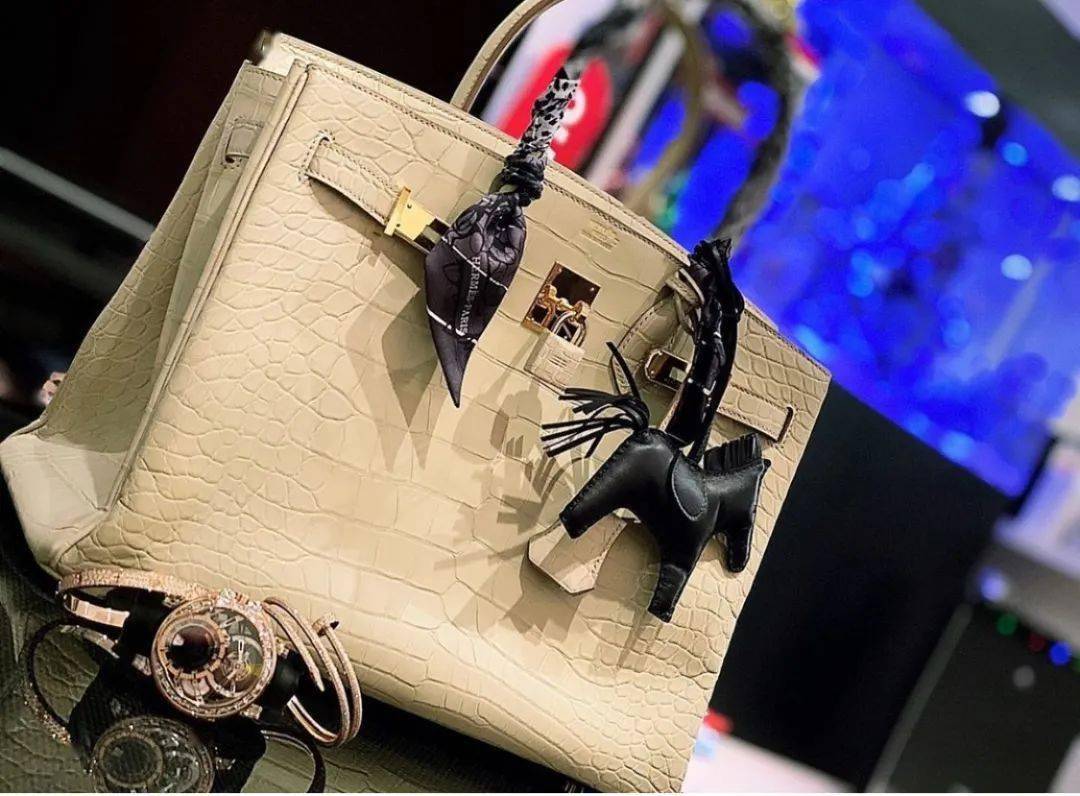 生活|男版“名媛”最想盗图的日本大款?日常炫富闪瞎眼球…