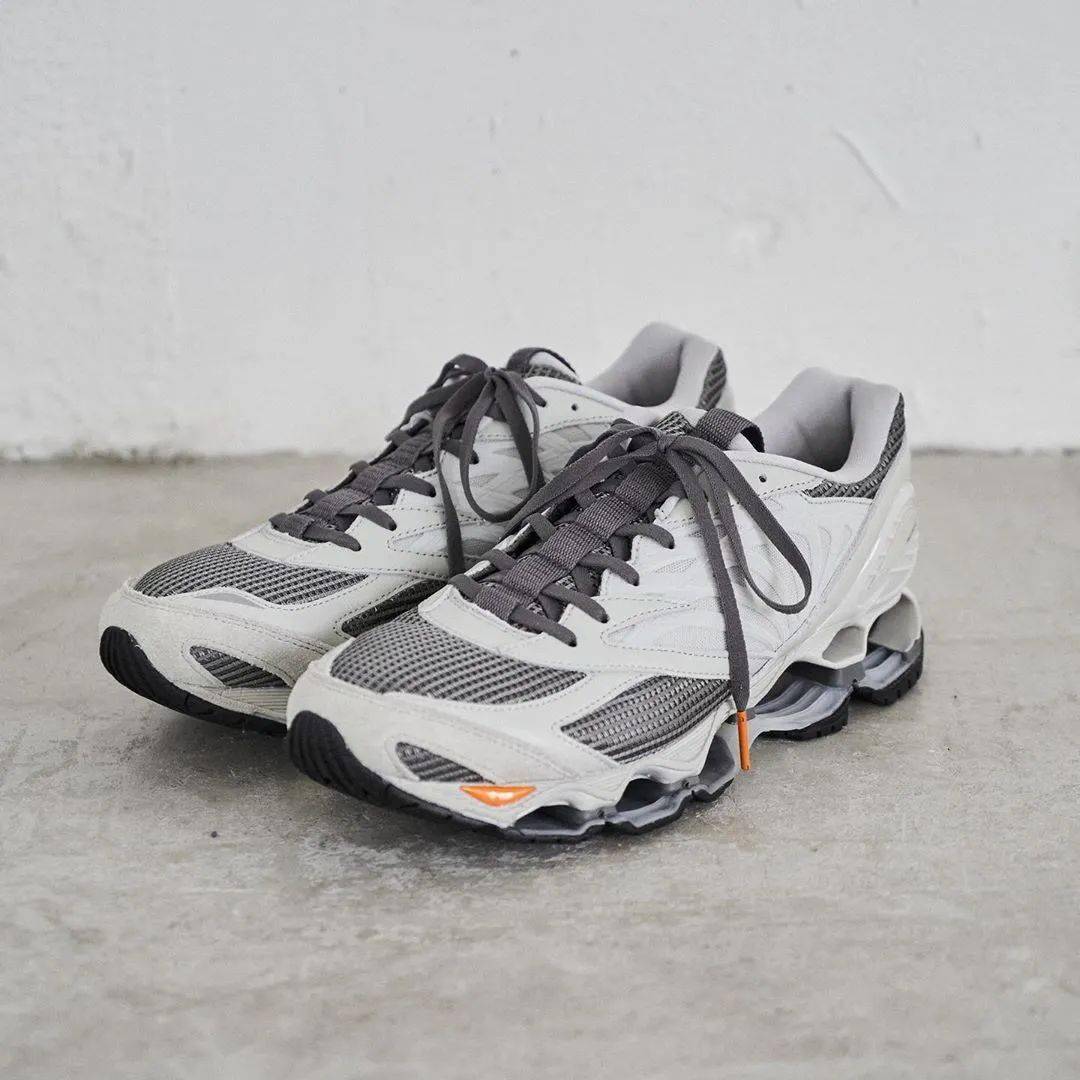 合作|近期几乎可以原价入手的几双冷门鞋款