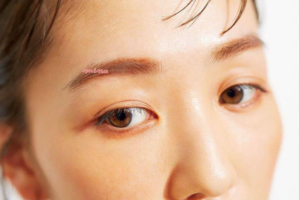 眼影|每刻美丨千国惠和高桥爱的秋日妆容 尽显成熟魅力