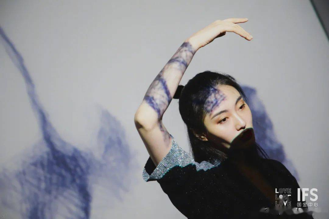 张恩|灵感穿过后，风格在探索中自然生长