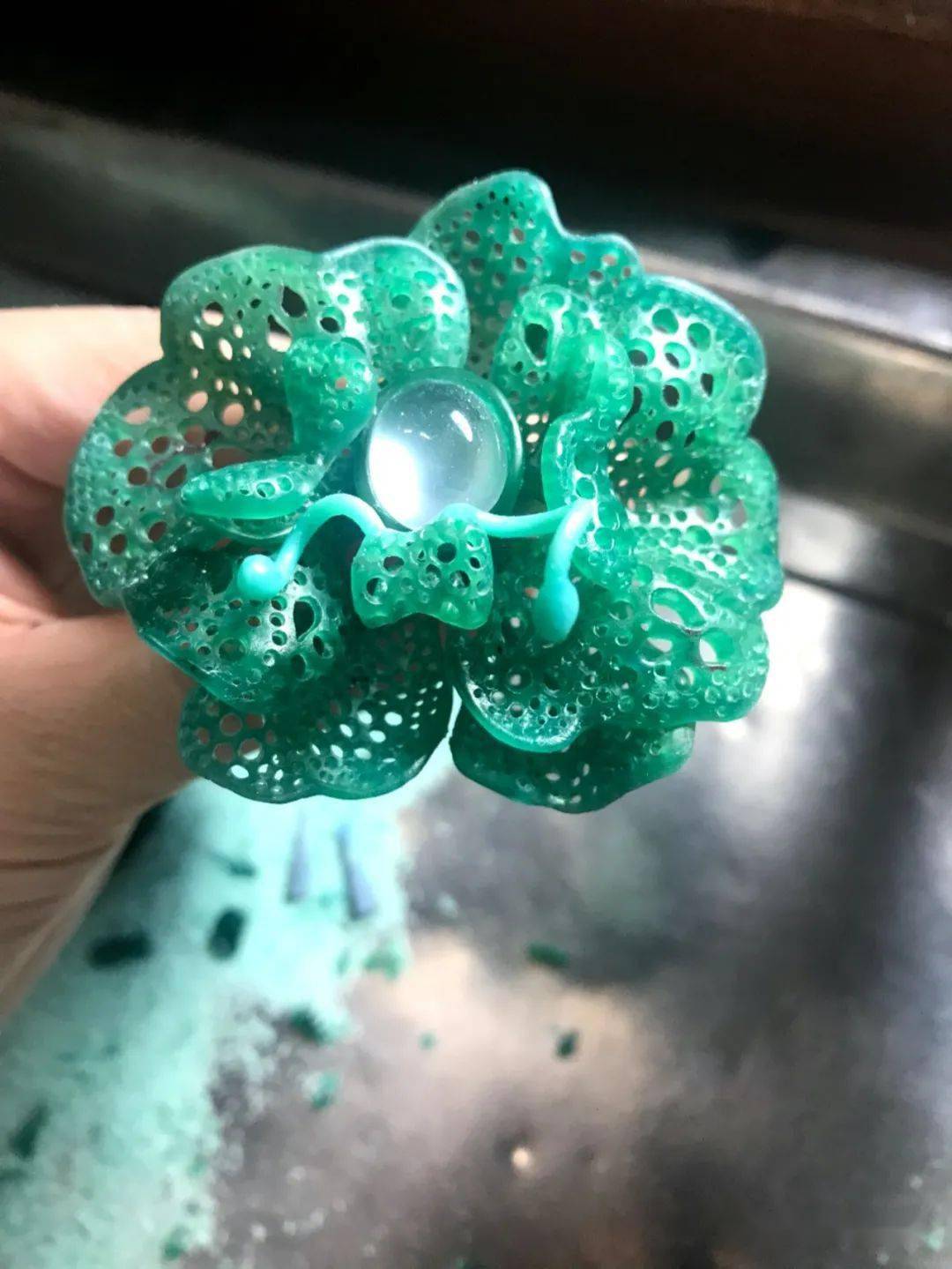 作品|设计师联盟再登拍场|萍君，用珠宝作画的设计师