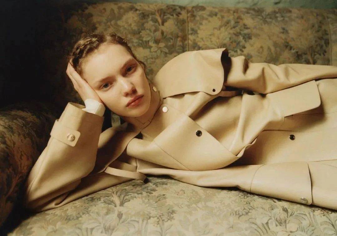 流行色|奶茶可以不喝，但奶茶色一定要拥有！（流行色之裸咖色）