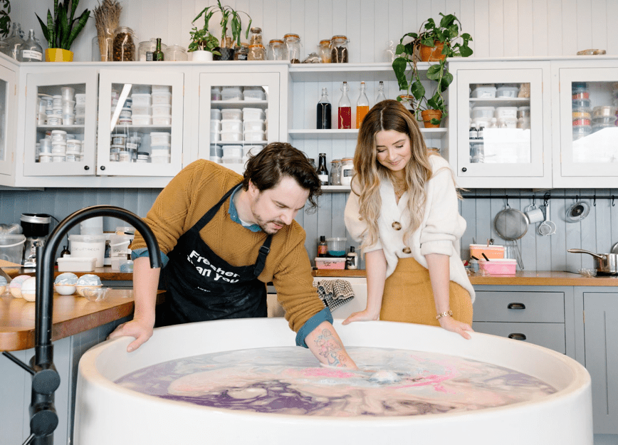 杨紫|偶像力量大战游戏联名?谁才是实力带货赢家!