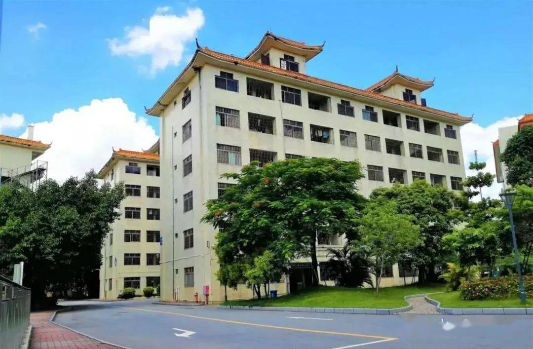 公办中山火炬职业技术学院录取分数学校环境宿舍介绍