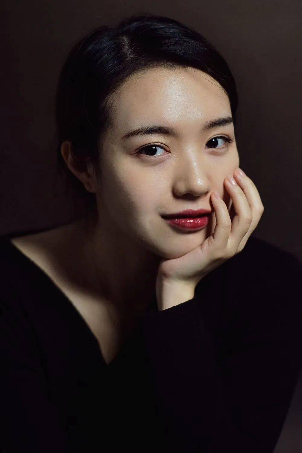 镜头|让你的被摄者充满自信，拍摄女性自然又上镜的12个方法