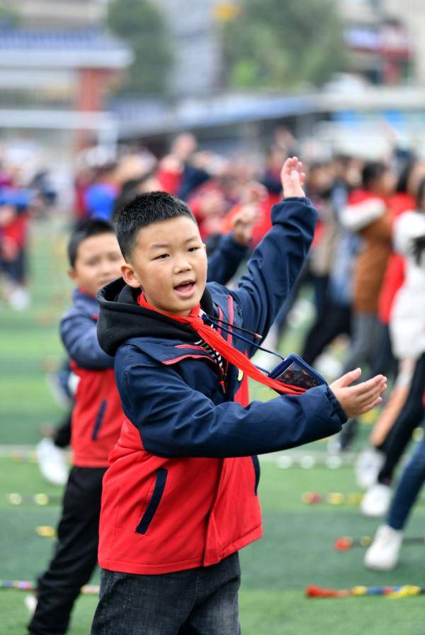 课间操|湖北恩施：“非遗”课间操校园新风采