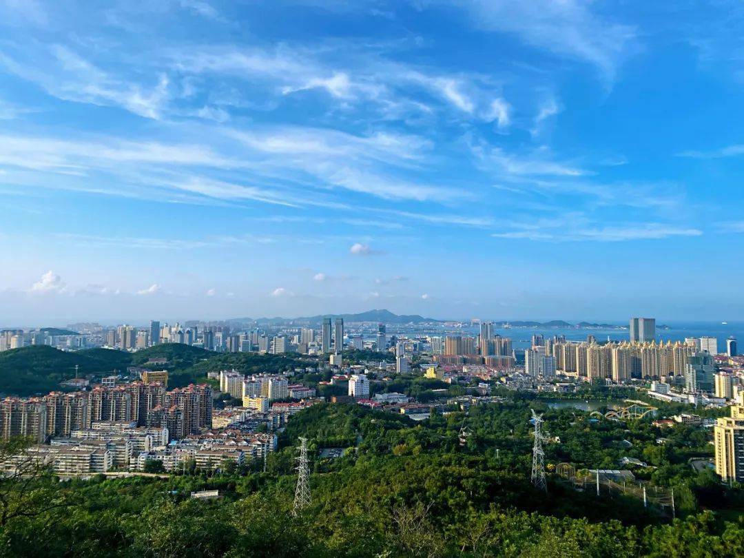 爽朗,转眼十月蓝色的秋01秋风乍起,黄务立交桥的秋色美翻了幽幽古香