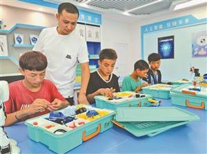 福贡县|牵手返校畅通学子求学路