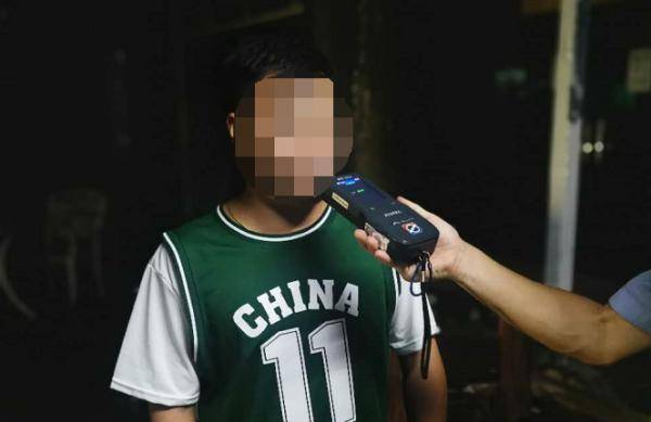 扈某|博士生醉驾被查情绪崩溃哭喊：我还是个学生