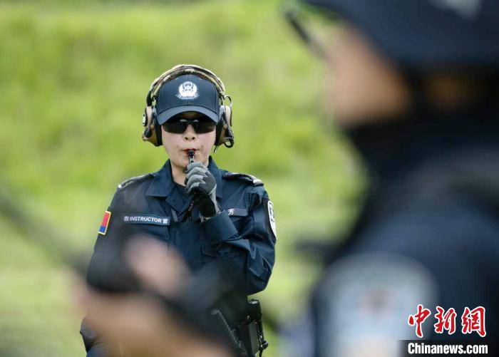 训练|广西出入境边防检查总站唯一警务实战女教官的铁骨柔情