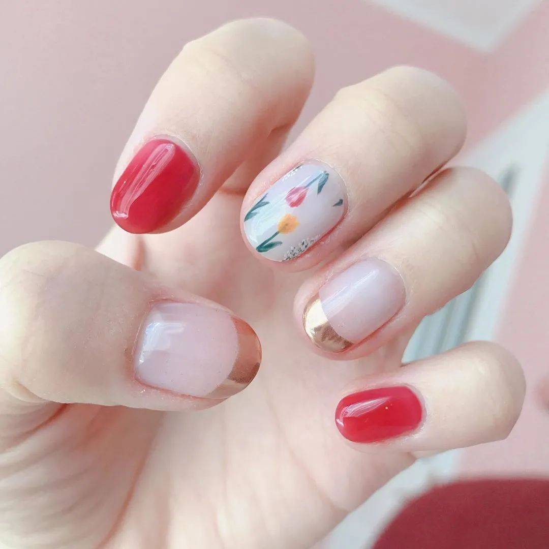 款式|每刻美丨两大流行款式的秋季美甲新鲜直达