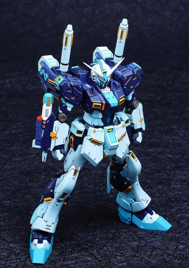 根大木秀:rg rx-94 i 量产型牛高达 i装备