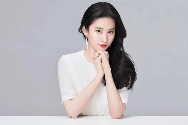 肌肤|护肤,你选欧美的,还是亚洲的?