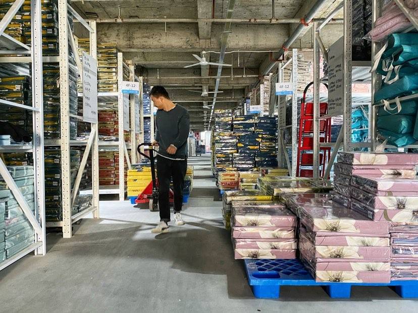 品牌|拼多多“新品牌计划”升级：将同5000家制造企业共创新品牌，扶持100个产业带