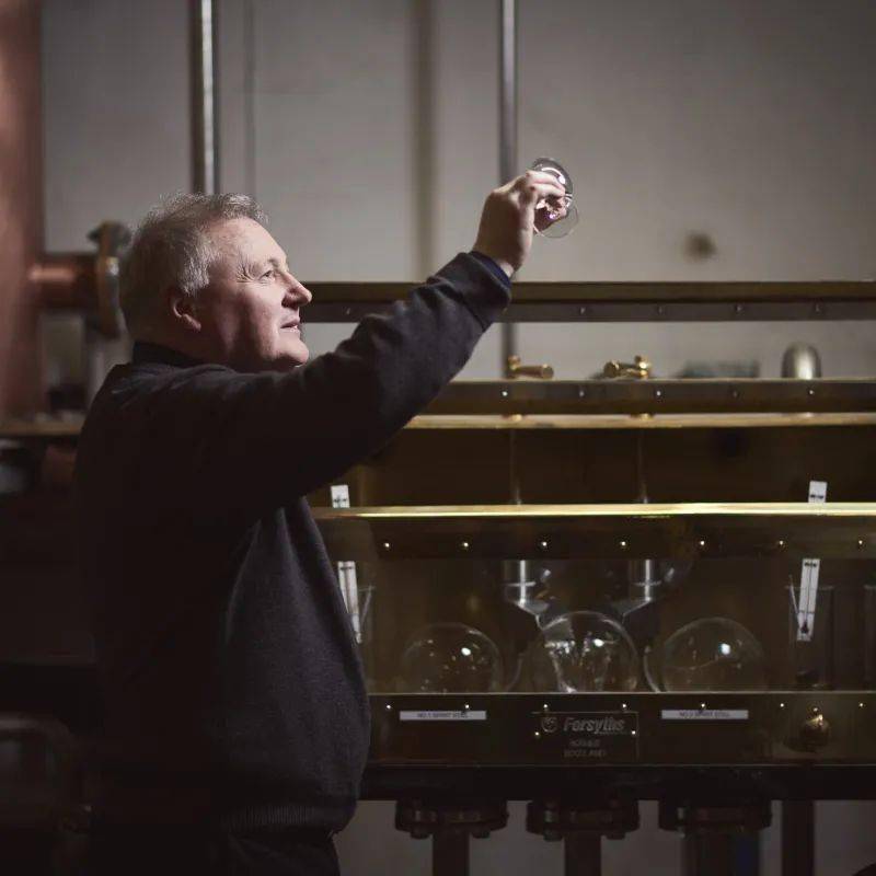 Arran|限量120瓶太惊喜了!英女王亲自站台的苏威!罕见阿玛罗尼红酒桶陈年