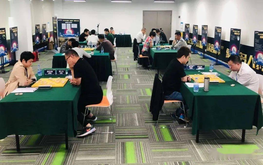 读创杯象棋名人赛开赛
