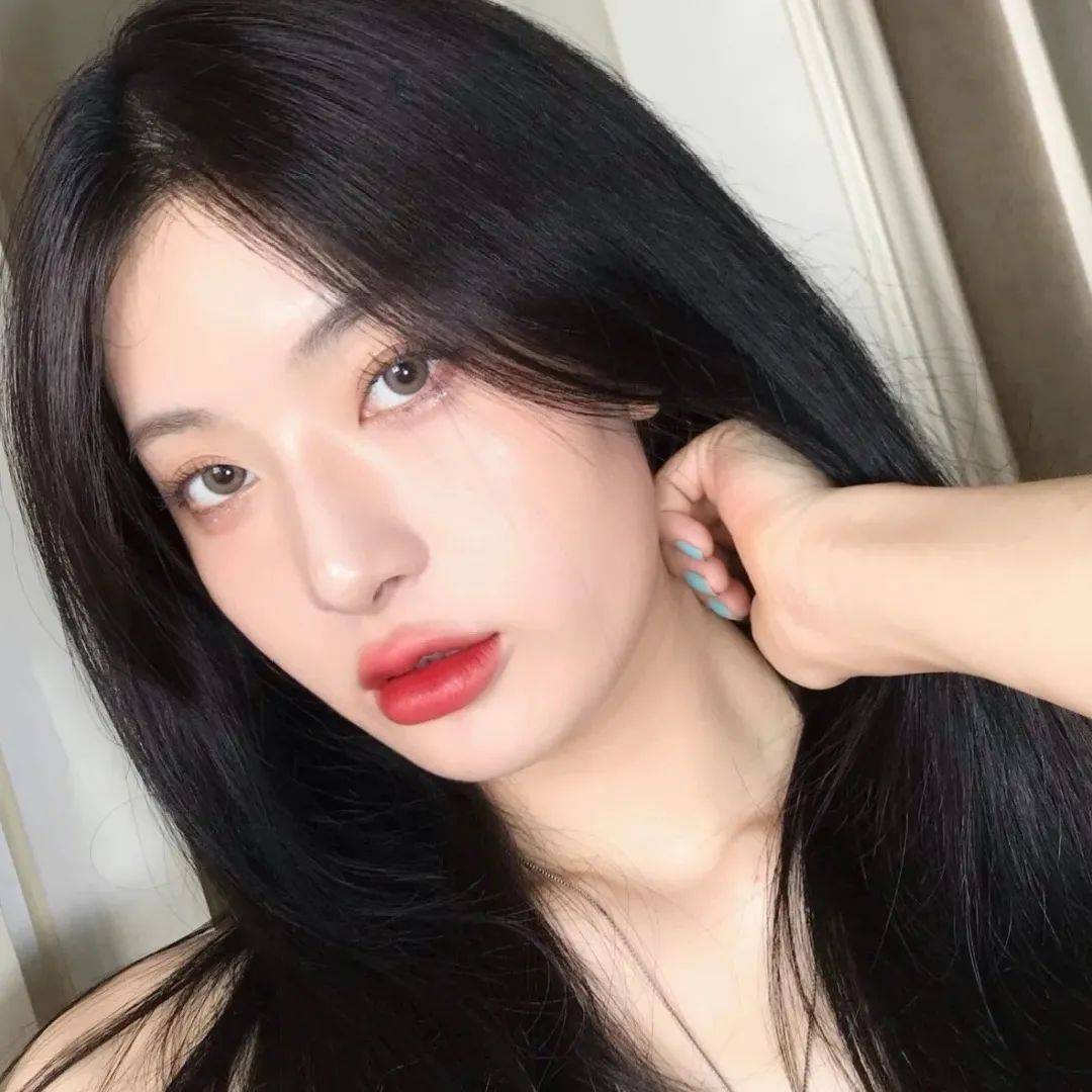 发型|直男斩发型|原来黑长直也可以这样整？绝美！！