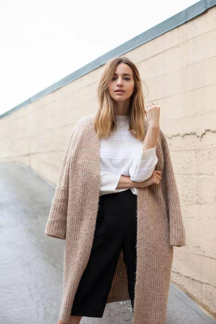 燕麦|潮流 | 比驼色更好穿,它才是今冬最火的颜色!!!