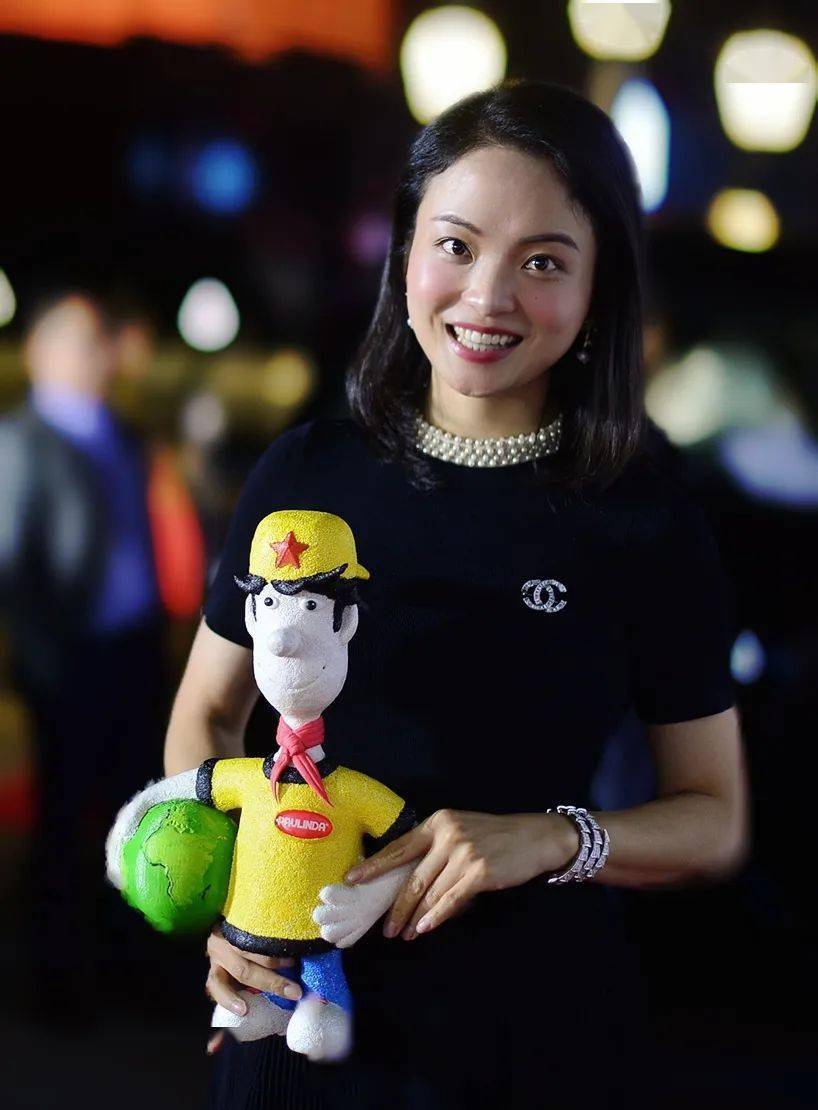 外滩|三江前浪推后浪！时尚浪潮在1844年开埠的老外滩，蜿蜒流转…