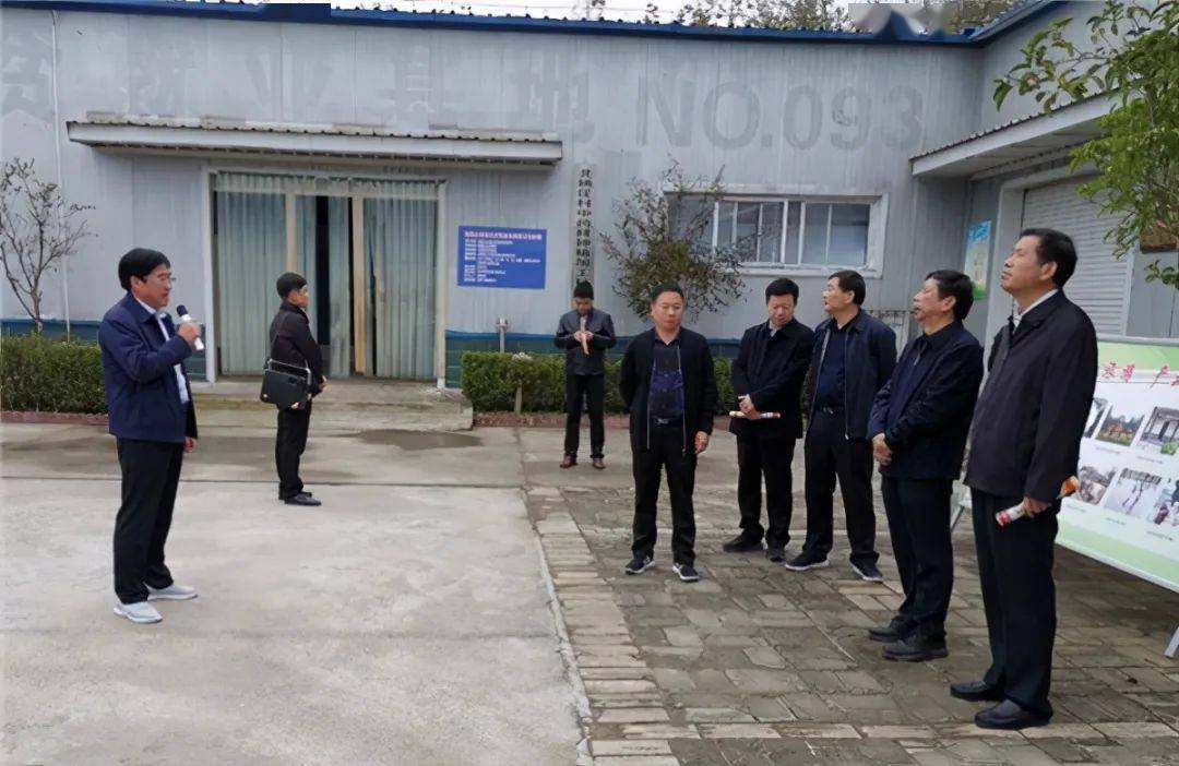 怎样才能当人大代表 c56ccf2a511441b1a3e75696bc15a96e.jpeg