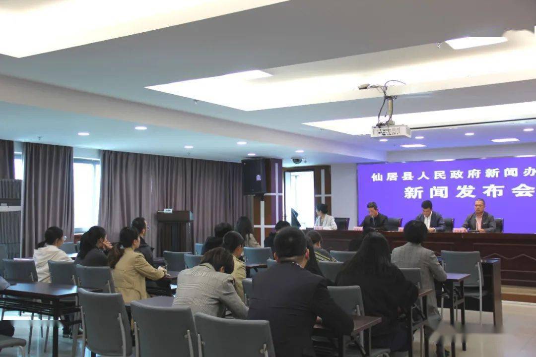人口普查需要家家敲门吗_当幸福来敲门(2)