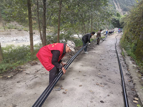 茂县土门镇gdp_冬闲变冬忙 茂县土门掀起人畜饮水管道建设热潮