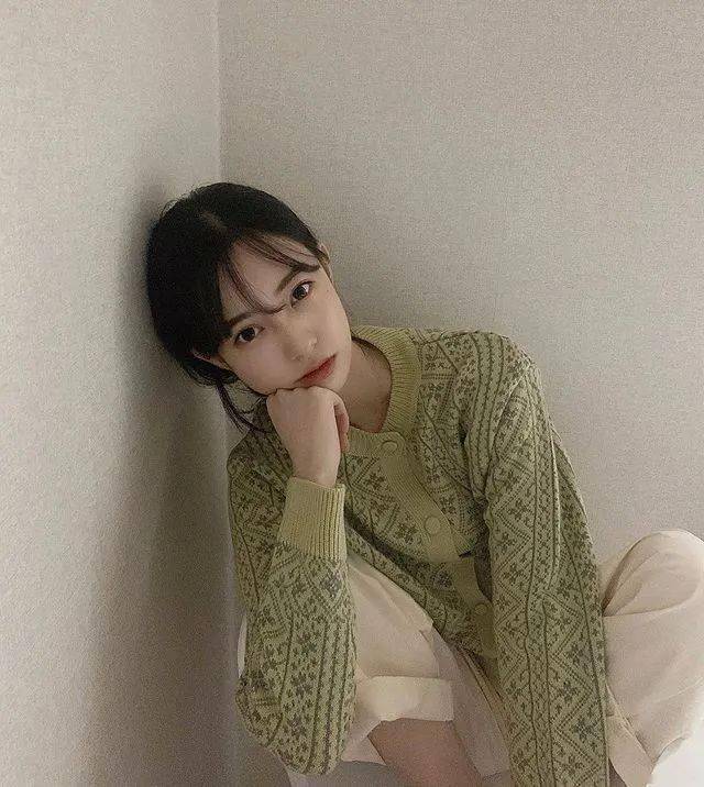 瑞小美|答应我，下次剪头发带着BLACKPINK的新专辑去好吗？