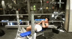 腹肌|健身40天，他从大肚男变腹肌型男，看到他的训练我自卑了.....