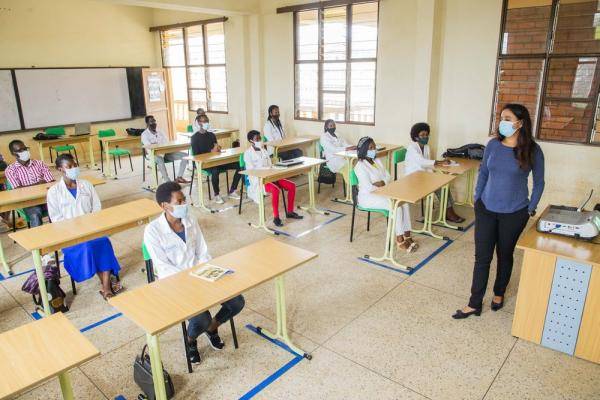 大学|卢旺达部分学校复课