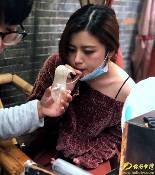 online|青春online行两岸进行时 走进成都武侯祠感受三国韵味