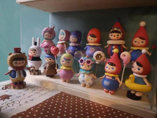 玛特|一次花数万元买成本不足10元的盲盒，疯狂还是刺激？背后藏着……