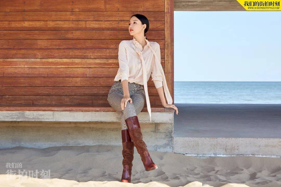 时装|胡杏儿 唐艺昕 张梓琳 TA们的穿搭满足你的秋日绮想吗？