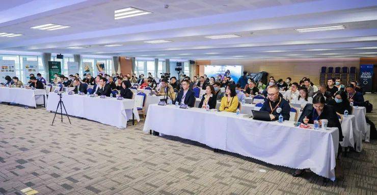 再生|现场 | 一“布”到位，杜邦? SORONA?携手佳力高纤链接绿色时尚未来