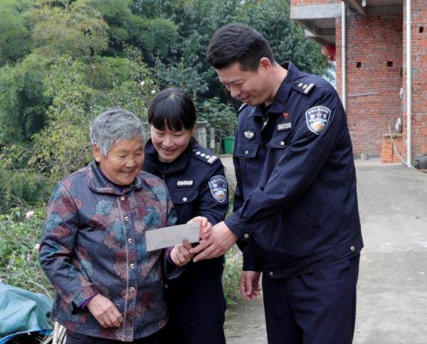 这件“顺便”小事，基层民警坚持了10年