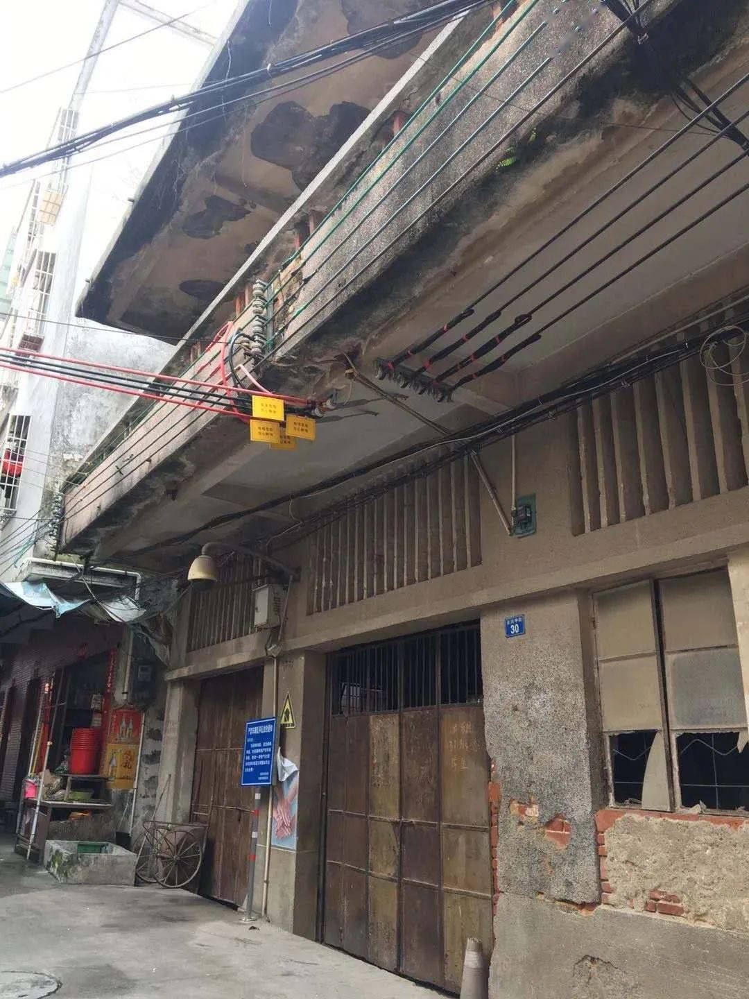 南沙旧改大村坦尾村!想看你一眼不容易!