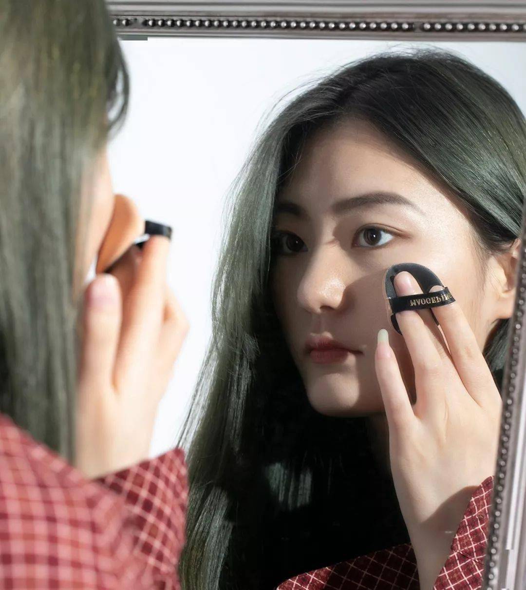 毛戈平|毛戈平没骗我！用了它们，我像换了张脸~