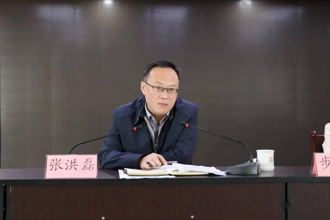 破旧房屋,农村改厕暨重点工作推进会议,镇党委书记张洪磊出席并作讲话