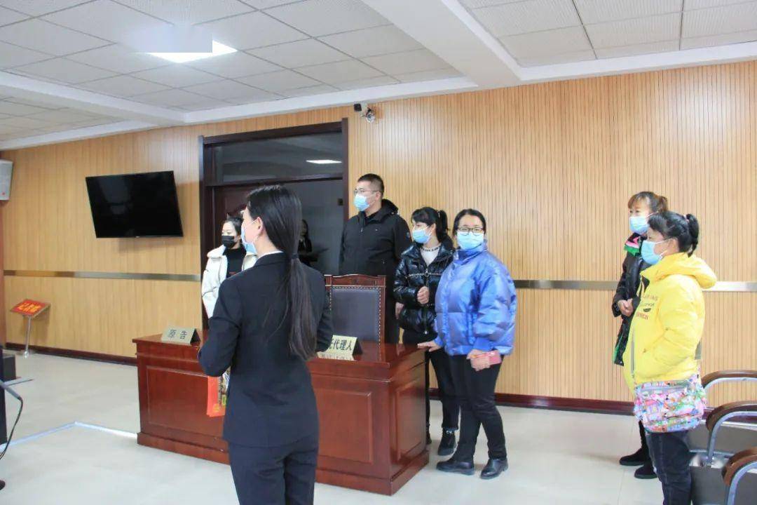 【民法典宣传周】东宁市法院第111次开放日:邀请团结社区党员干部参加