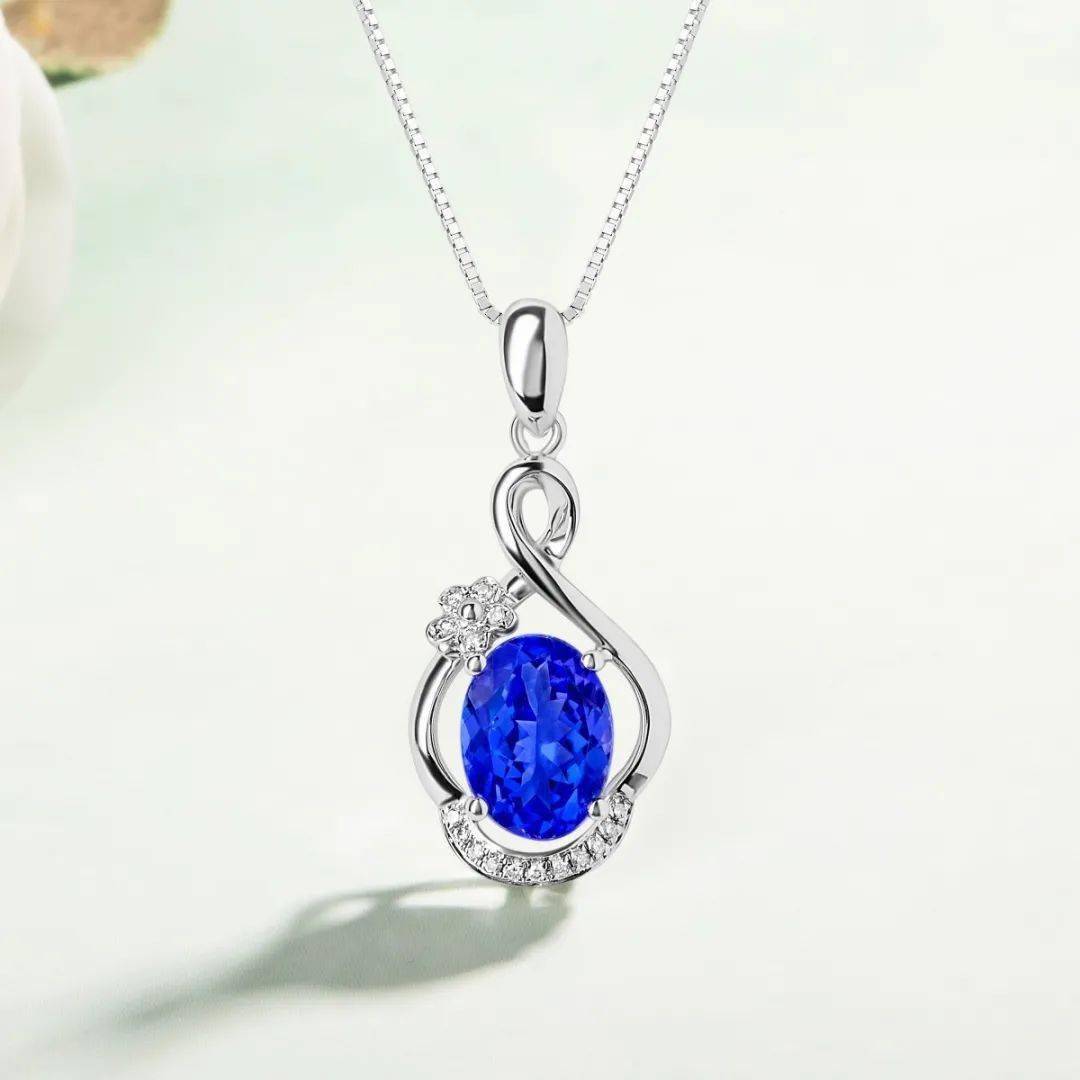 宝姐|宝姐：家有4妻30娃的他，挖出3块坦桑石获利77.44亿！这石头真致富……