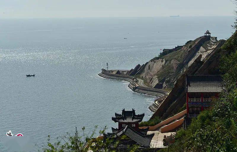 锦州港附近的笔架山是一处旅游景点.(韩琳 摄)
