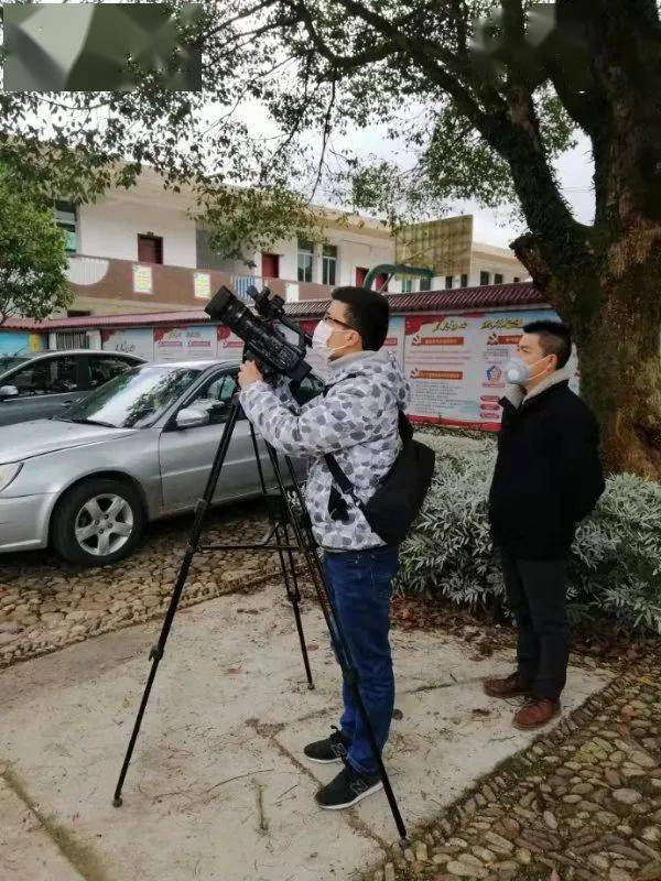 第21个记者节丨把c位留给他们,听他们的故事_工作