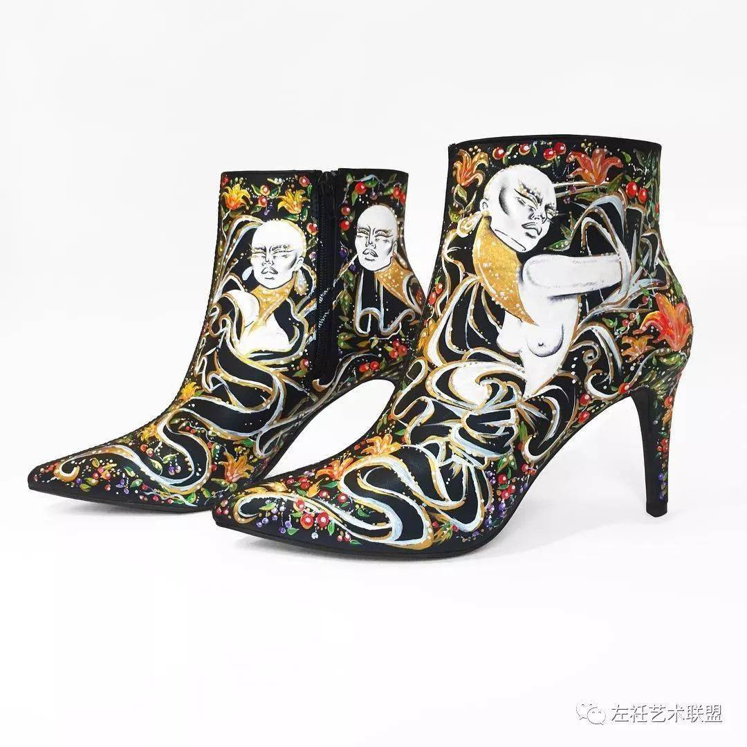 时尚|时装画上的褶皱不知怎么画？向这位时尚插画界的＂三宅一生＂学习一下！