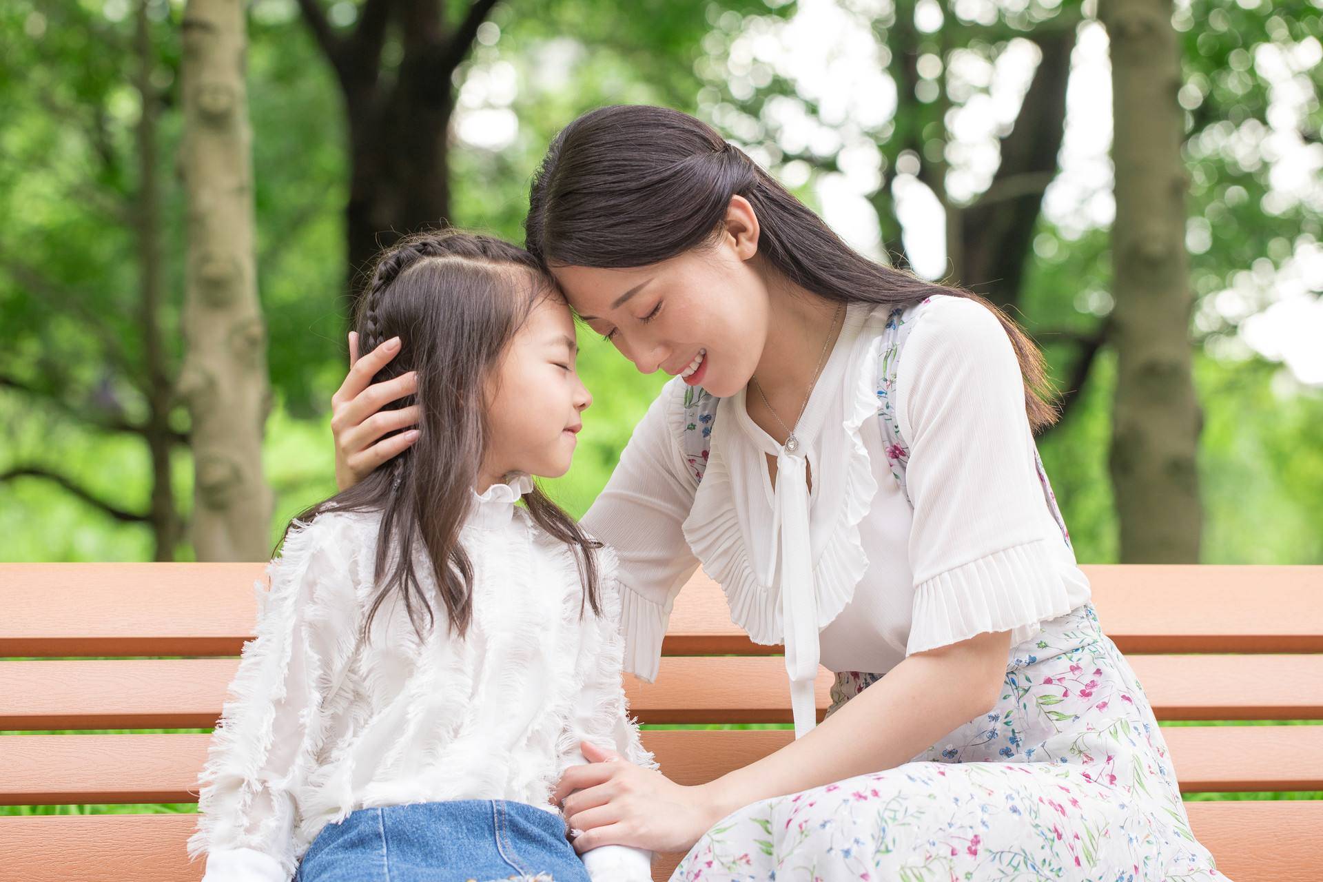 原创黄磊机智应对妹妹"发脾气",高层次的父母,会控制自己的情绪